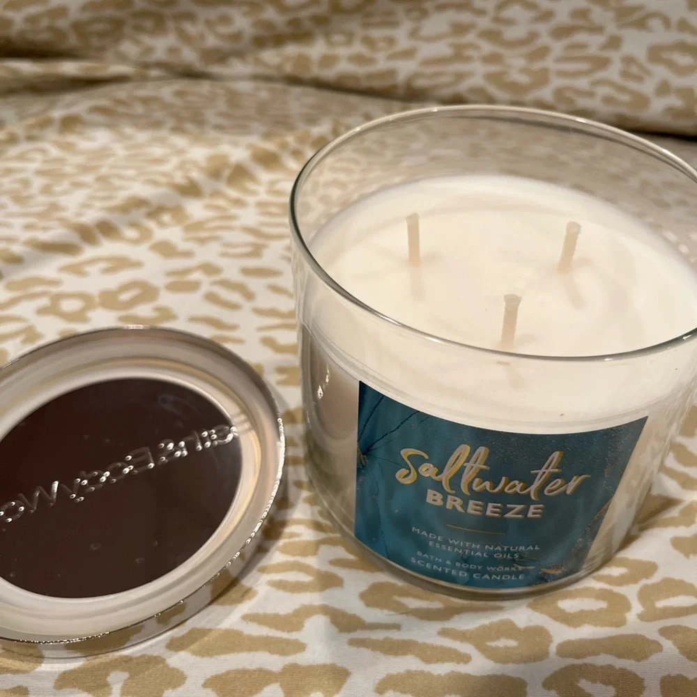 Saltwater Breeze 3 Wick Candle
